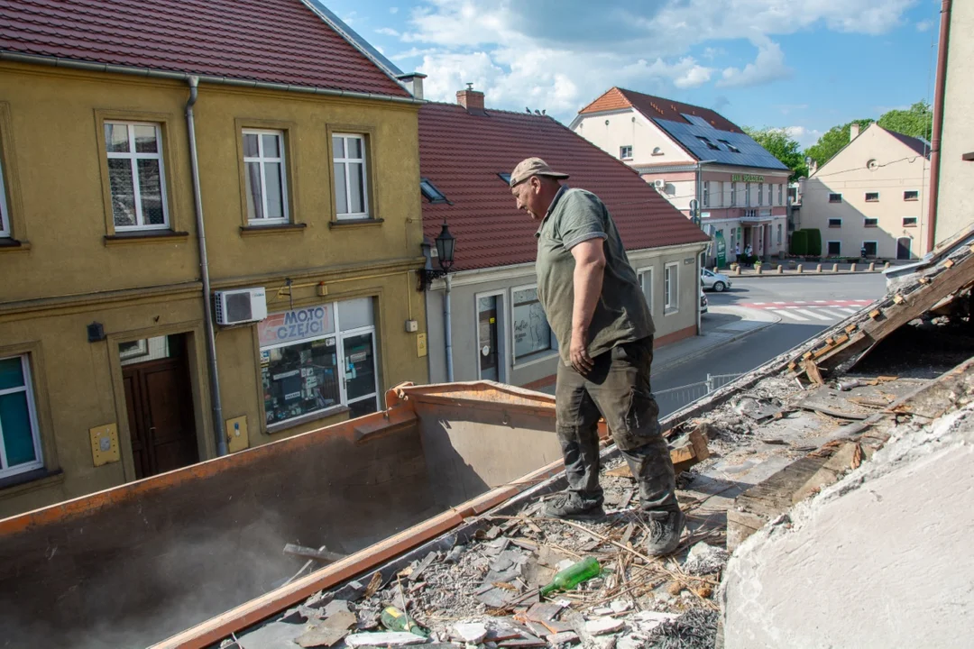 Rozbiórka domu przy ul. Kilińskiego w Jarocinie