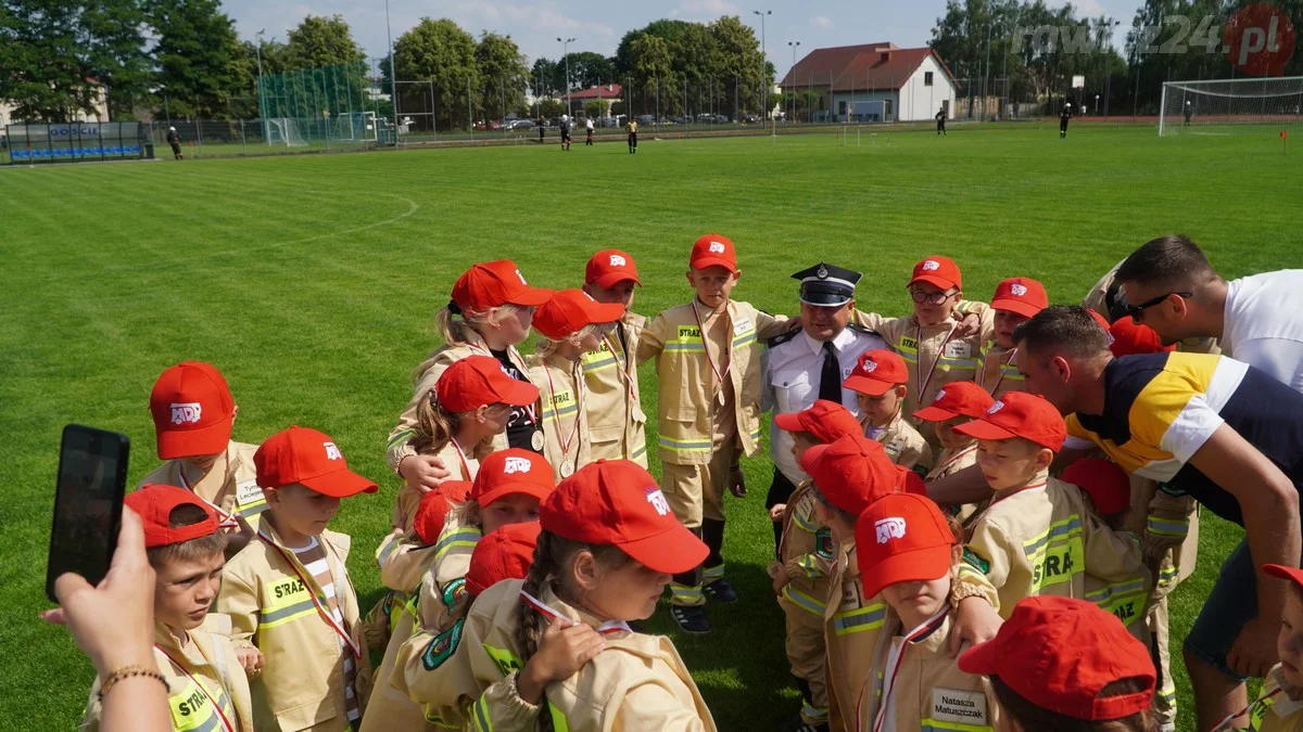 Dziecięce Drużyny Pożarnicze na zawodach w Miejskiej Górce