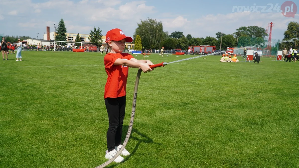 Dziecięce Drużyny Pożarnicze na zawodach w Miejskiej Górce