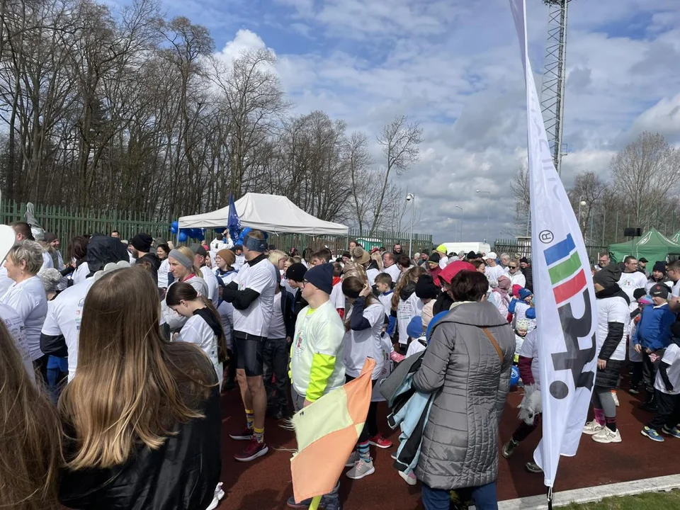 Bieg Kolorowej Skarpetki w Jarocinie. Z akcją dla Fundacji Ogród Marzeń