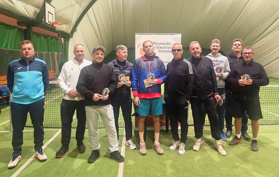 Otwarty turniej deblowy "Na 102"