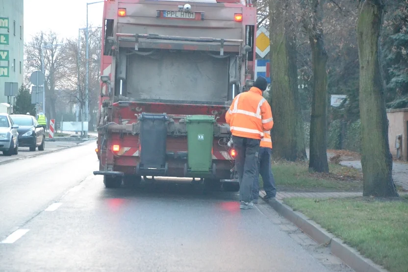 Ile mieszkańcy gminy Chocz będą płacić za odbiór śmieci w 2023 roku? - Zdjęcie główne