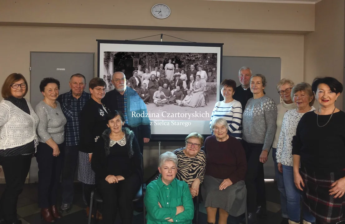 Kosmos, historia i nowe horyzonty: Podsumowanie semestru w JPUTW - Zdjęcie główne