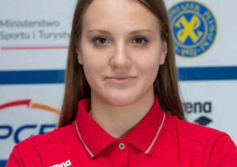 Alicja Nogaj wicemistrzynią Polski 17-18-letnich juniorów w pływaniu - Zdjęcie główne