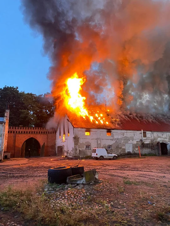 Pożar w gospodarstwie w Podrzeczu