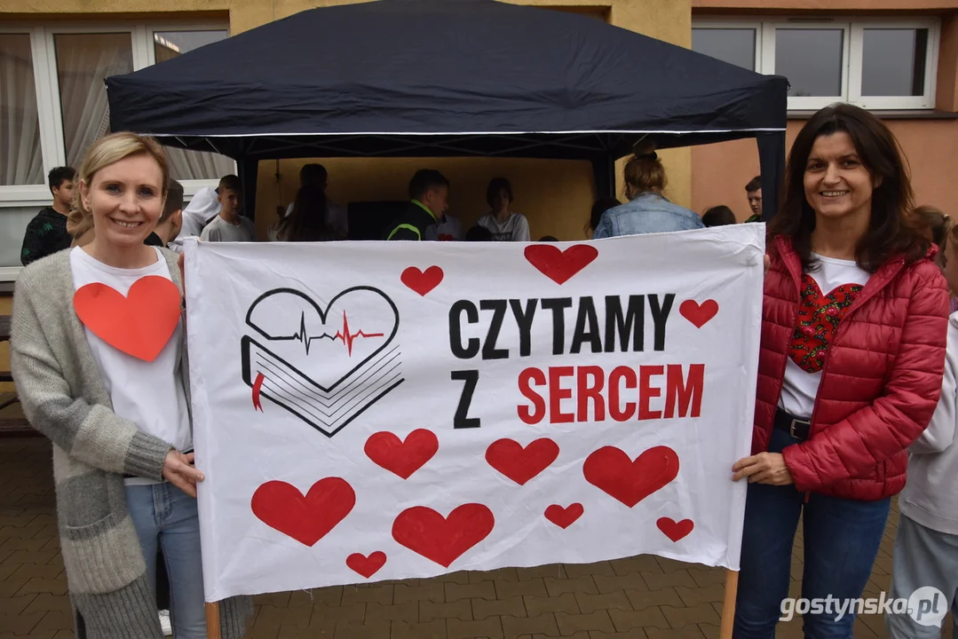 Akcja "Czytamy z Sercem" w Szkole Podstawowej w Krobi