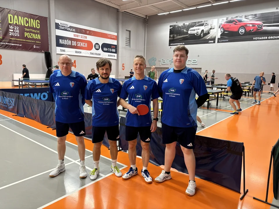 Sukcesy zawodników UKS Komorzanka na II Turnieju Poznań Open w tenisie stołowym