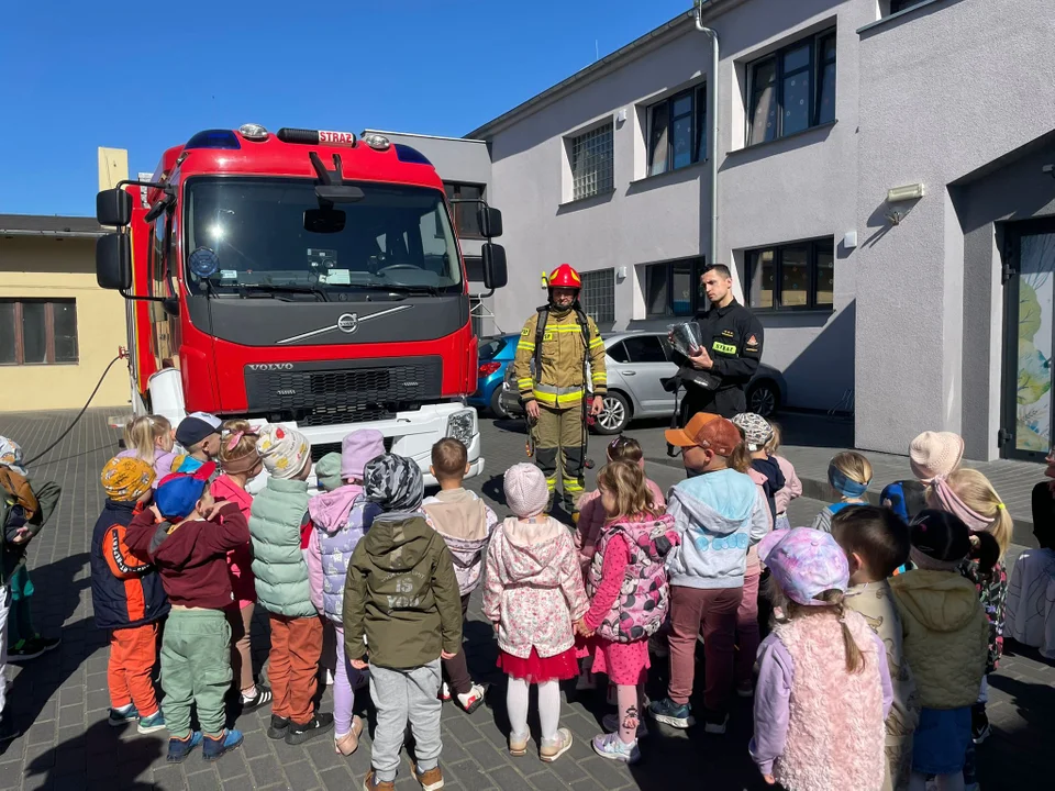 Krotoszyn. Strażacy edukują dzieci