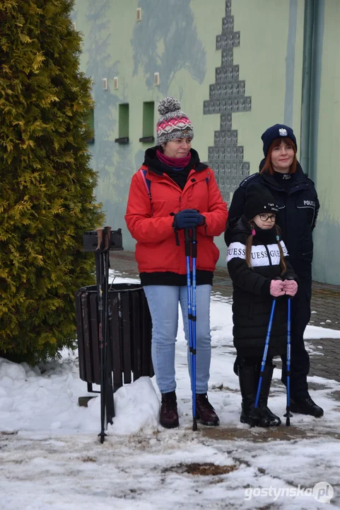 Mikołajkowy Charytatywny Marsz Nordic Walking „Idziemy dla Julki”