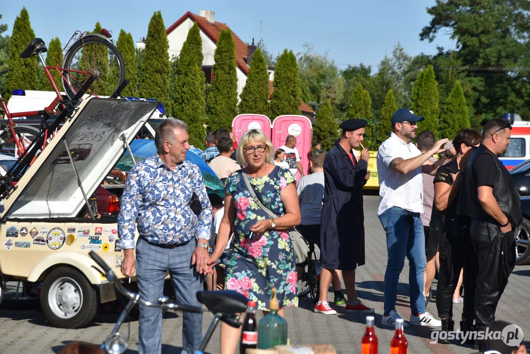 Jubileuszowy Przegląd Zespołów Ludowych w Borku Wlkp. wraz z wystawą samochodów retro 2022