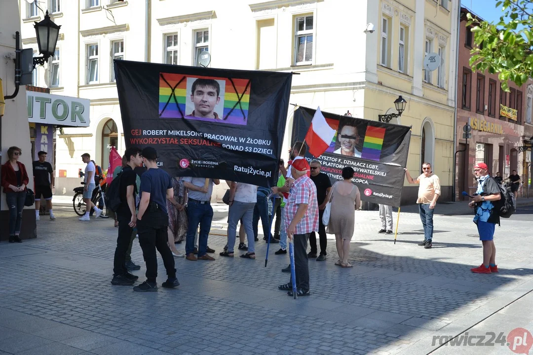 Marsz Równości i kontrmanifestacje w Rawiczu