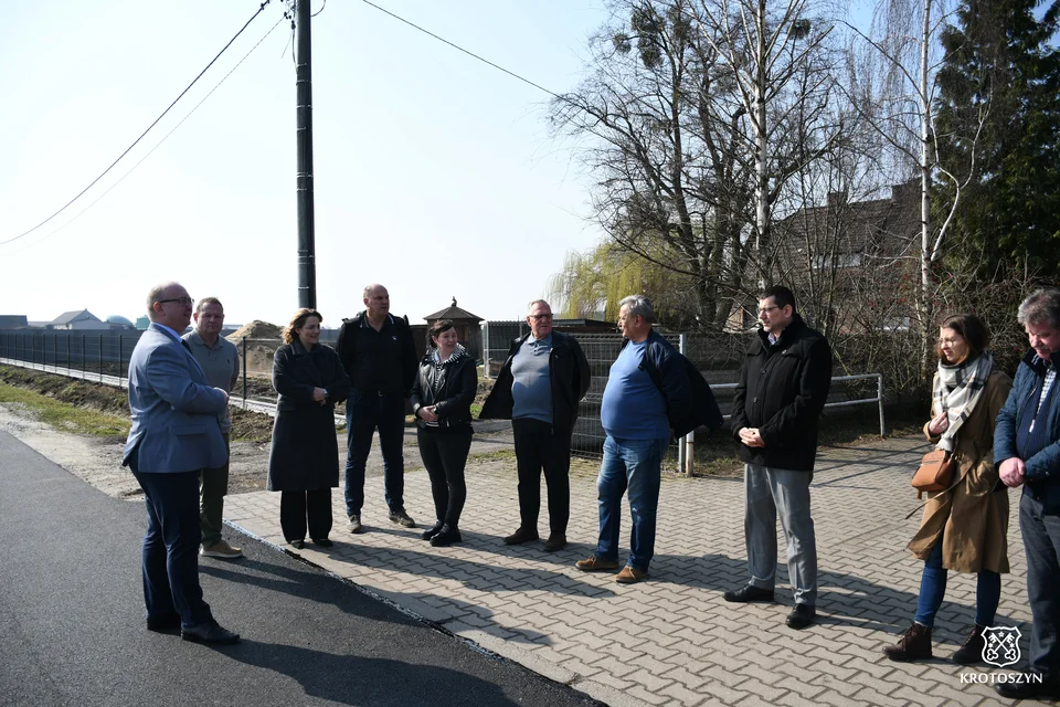 Nowa droga w gmina Krotoszyn gotowa. Poprawa komfortu i bezpieczeństwa mieszkańców [ZDJĘCIA]