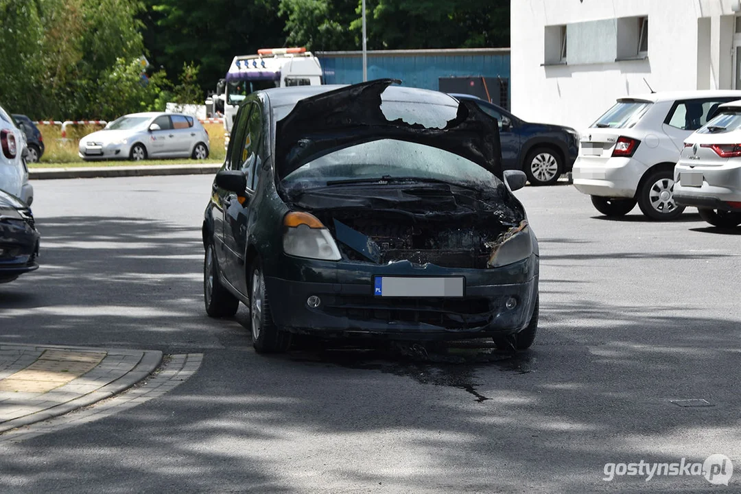 Pożar samochodu w Gostyniu