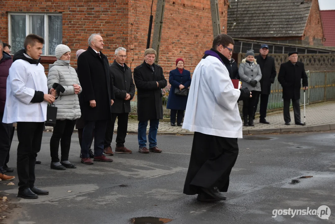 Poświęcenie kapliczki maryjnej w Bruczkowie (gm. Borek Wlkp.)