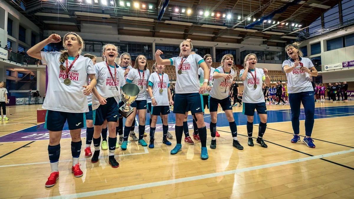 Młodzieżowe Mistrzostwa Polski w futsalu U-15 w Poznaniu. Zwycięstwo Sparty Miejska Górka