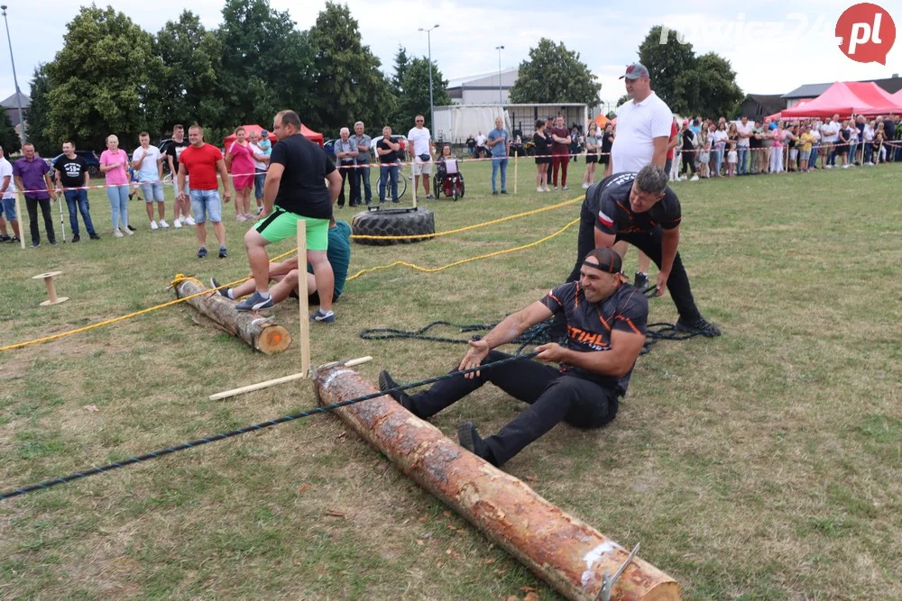 Charytatywny piknik sportowy w Szkaradowie