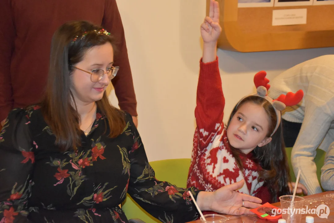 Niedziela w bibliotece w Gostyniu w świątecznym klimacie