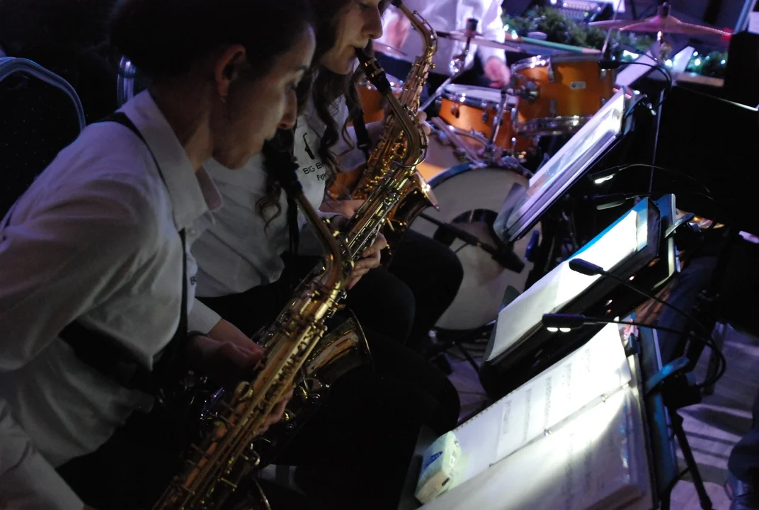 Koncert kolęd Big Band Pępowo i Schola Nutki św. Michała Archanioła z Pogorzeli