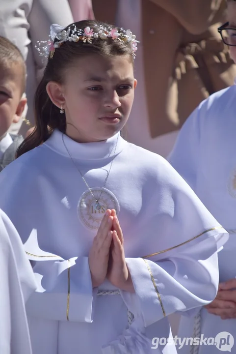 I Pierwsza Komunia Św. w parafii pw. św. Jadwigi w Pępowie