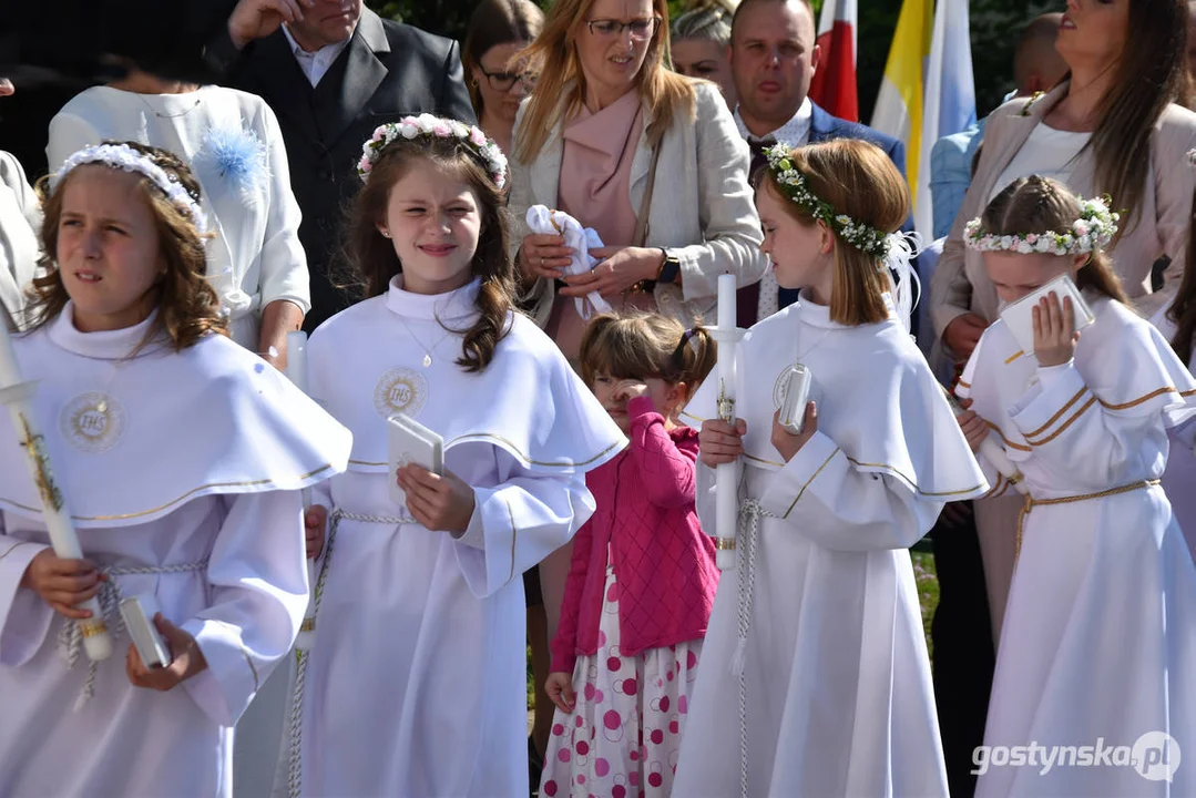 Sakrament I Komunii Świętej w parafii w Pogorzeli