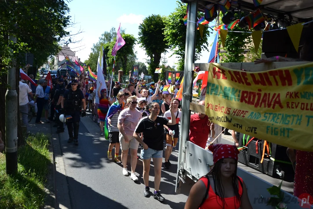 Marsz Równości i kontrmanifestacje w Rawiczu