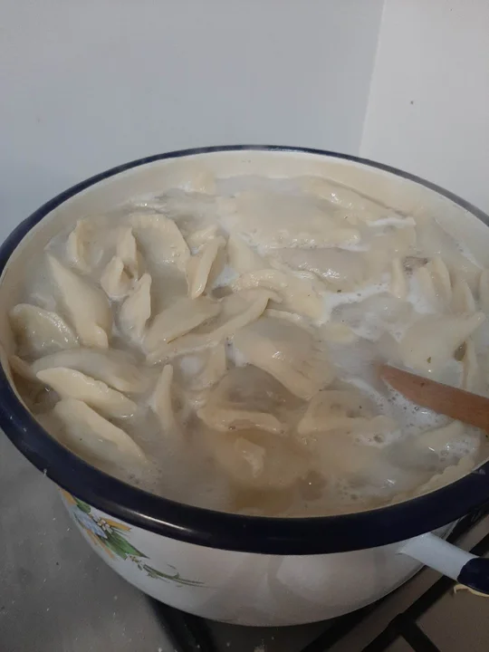 Pirogi z kapustą i pieczarkami