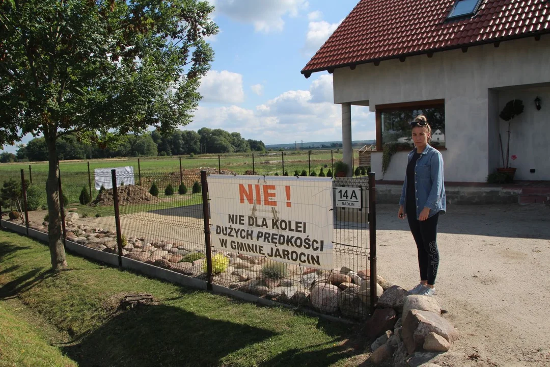 Każdego dnia towarzyszy im strach. Mieszkańcy Radlina nie chcą Kolei Dużych Prędkości - Zdjęcie główne