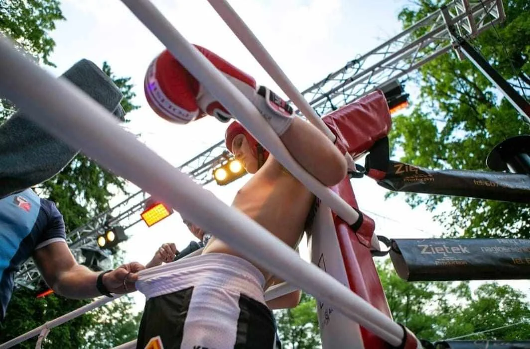 Filip Śronek z Krotoszyna zwyciężył w Kick-Boxing Competition