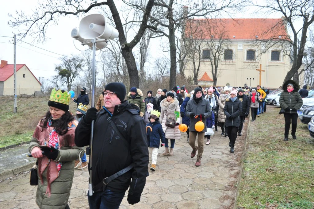 Orszak Trzech Króli w Żerkowie 2024 zdjęcia