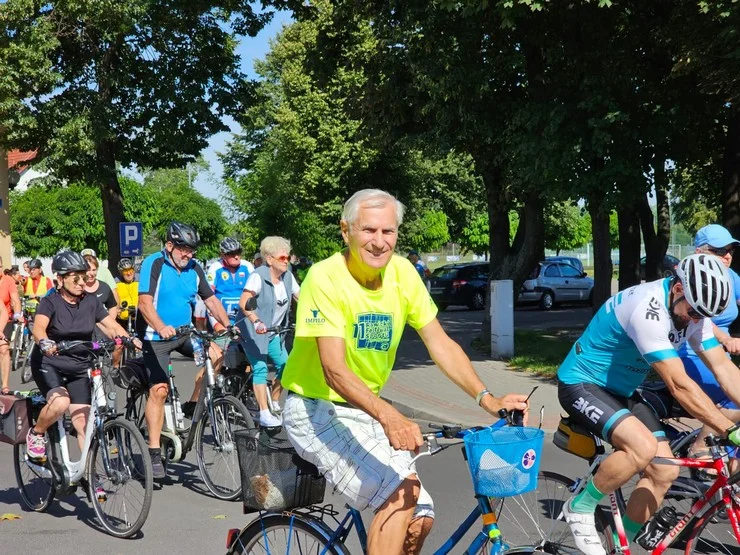 Ponad 100 osób wzięło udział w Rajdzie Seniora w Miejskiej Górce (ZDJĘCIA) - Zdjęcie główne