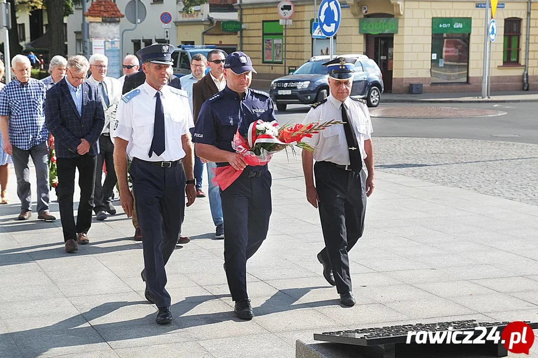 Godzina "W". 78. Rocznica Wybuchu Powstania Warszawskiego. Obchody w Rawiczu