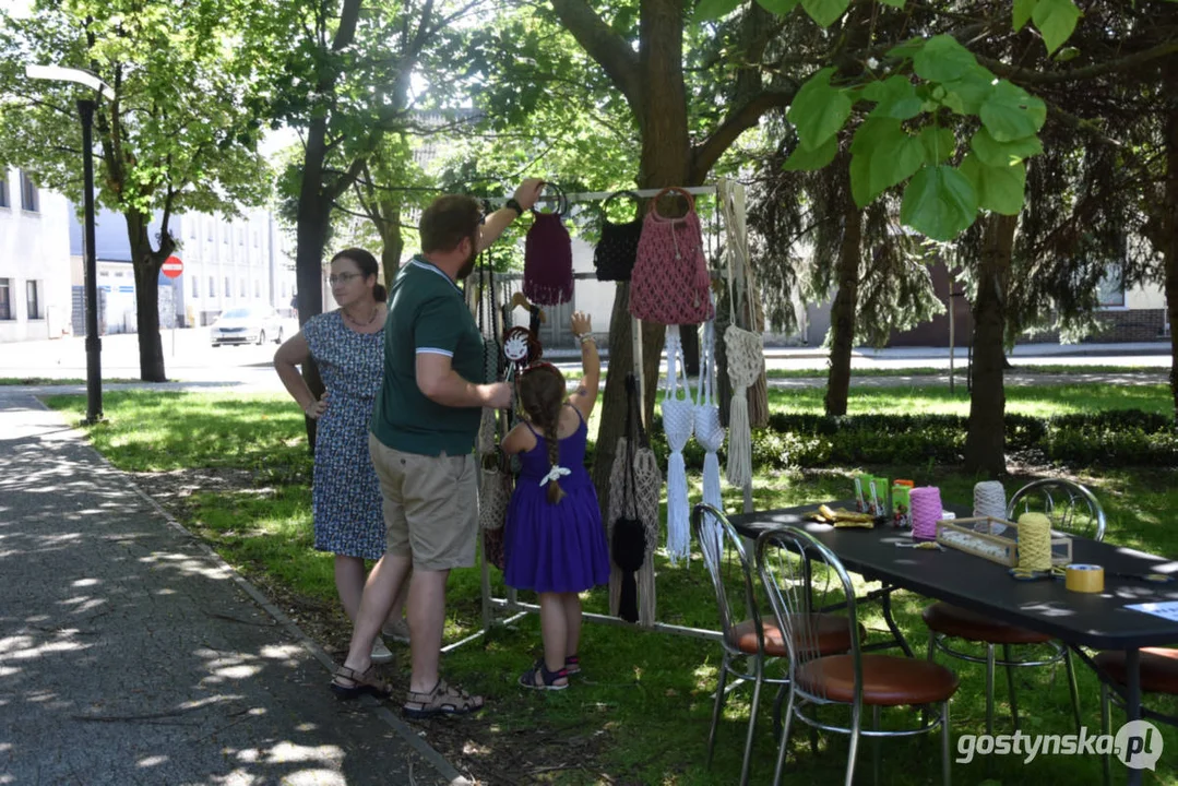 Lokalni Wy-Twórcy w akcji - na kilka godzin do życia przywrócili planty w Gostyniu