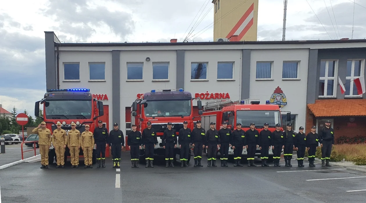 Krotoszyn. Strażacy oddali hołd Powstańcom Warszawskim - Zdjęcie główne