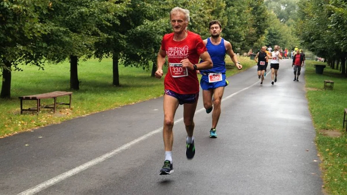 67-letni Henryk Chudy biega maratony i ultramaratony