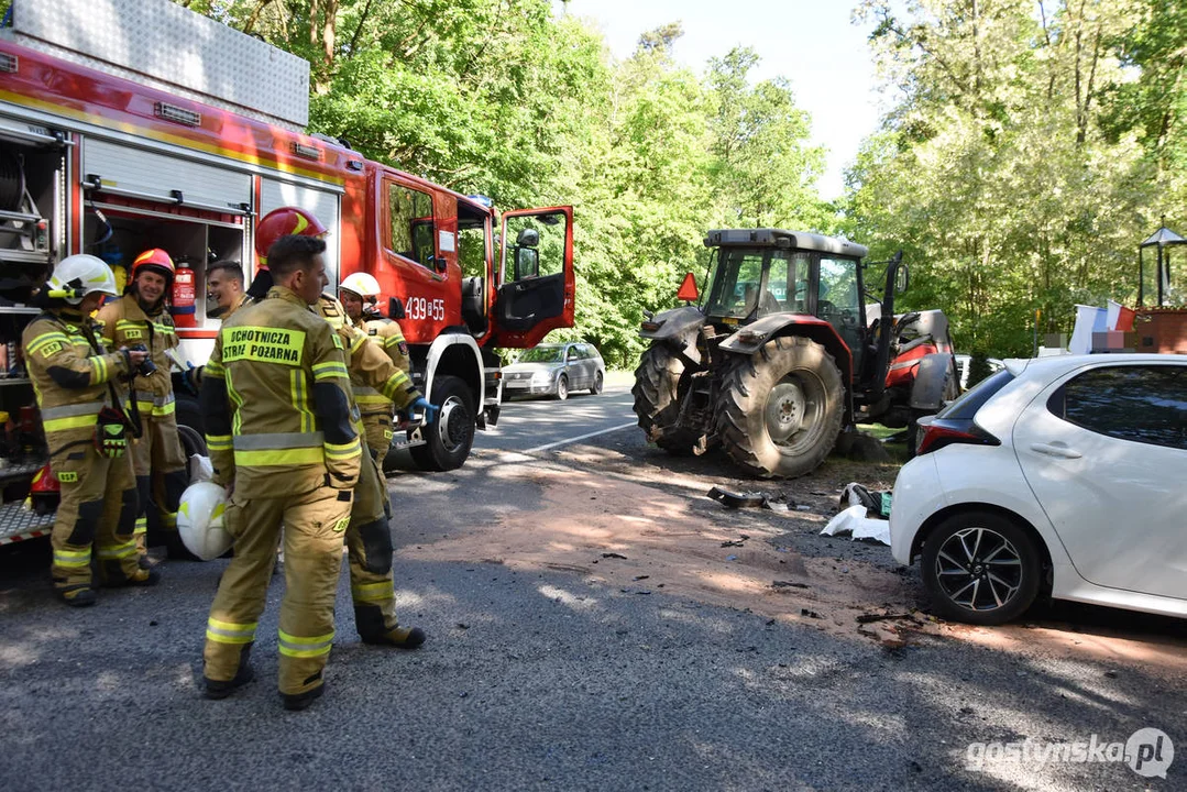 Wypadek drogowy na DW437 Borek Wlkp.- Dolsk