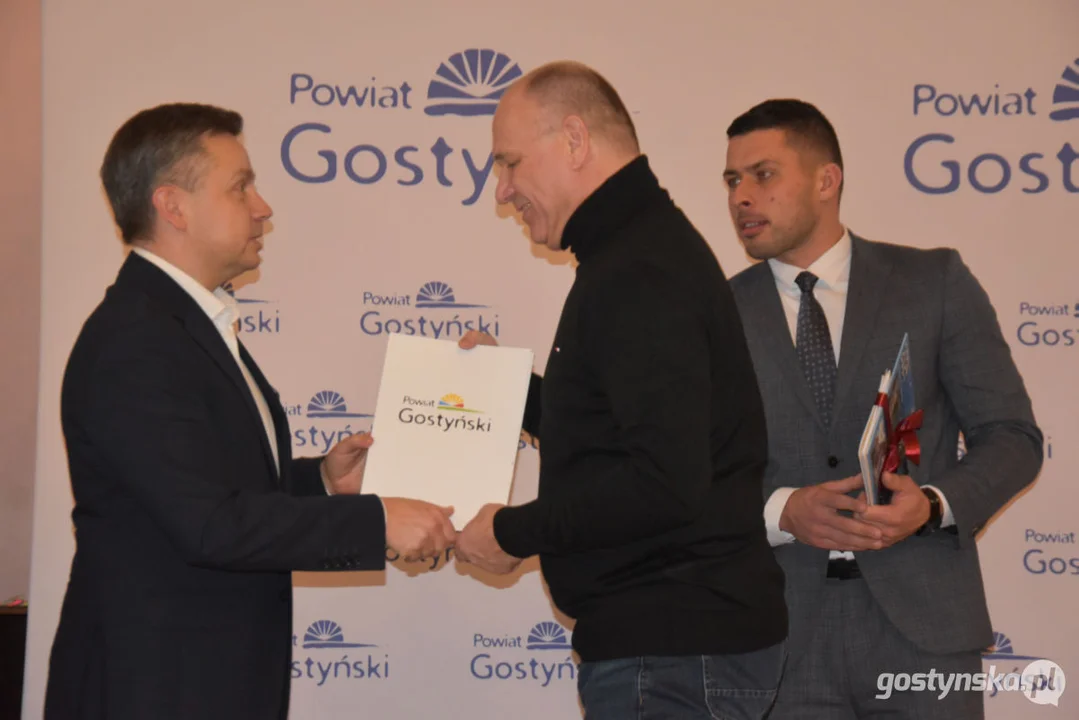 Otwarty konkurs ofert w powiecie gostyńskim rozstrzygnięty. Rozdano pieniądze organizacjom pozarządowym