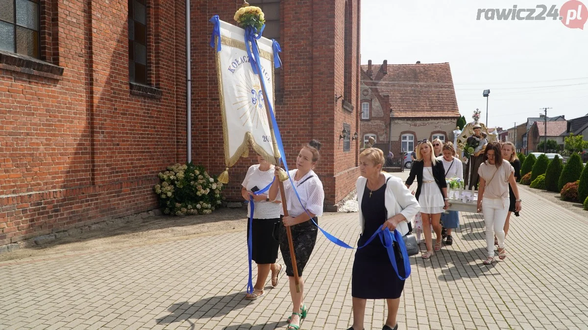 Powitanie nowego proboszcza w Kołaczkowicach