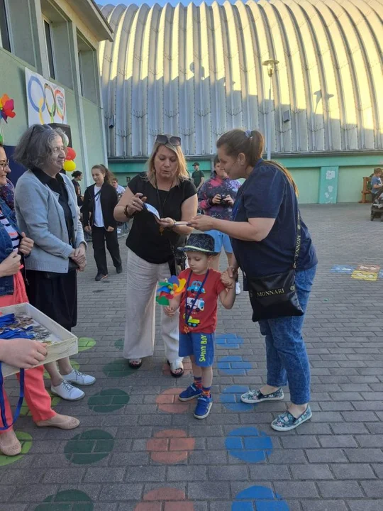 Festyn w Jarocinie ,,Mama, tata i  ja”