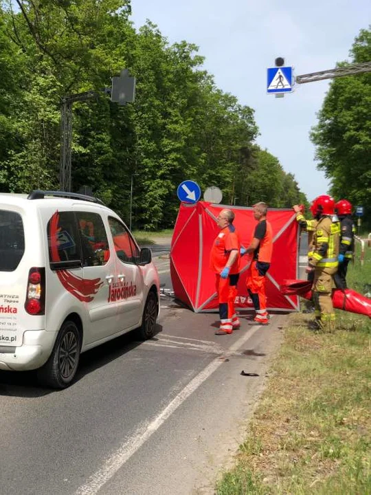 Śmiertelny wypadek na przejściu dla pieszych w Jarocinie