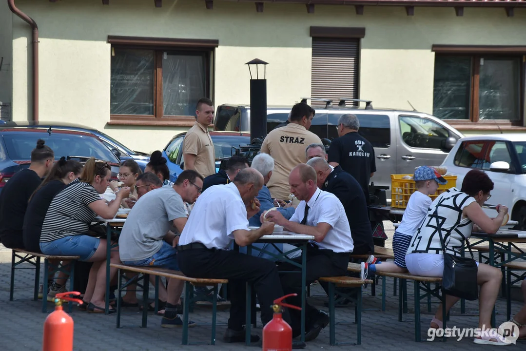 Przekazanie wozu strażackiego dla jednostki OSP w Pogorzeli