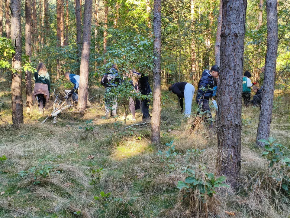 Akcja "Czysty las, czysta gmina" w Nadleśnictwie Piaski