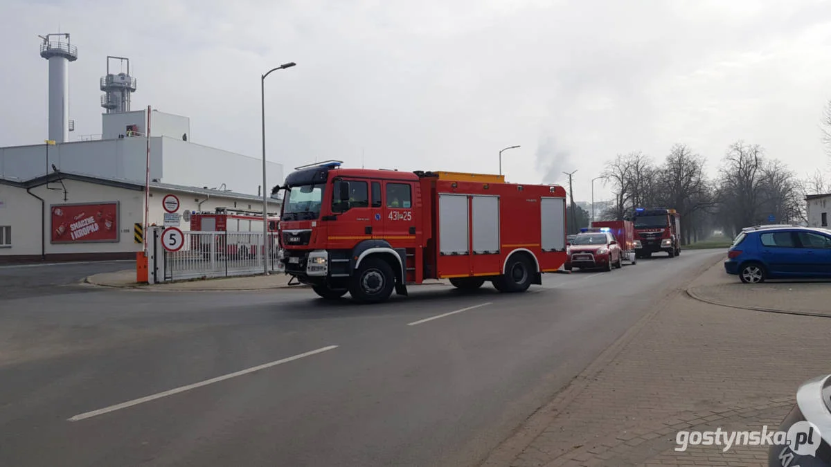 Ćwiczenia zastępów JRG oraz strażaków ochotników w zakładzie przetwórstwa spożywczego Pudliszkach