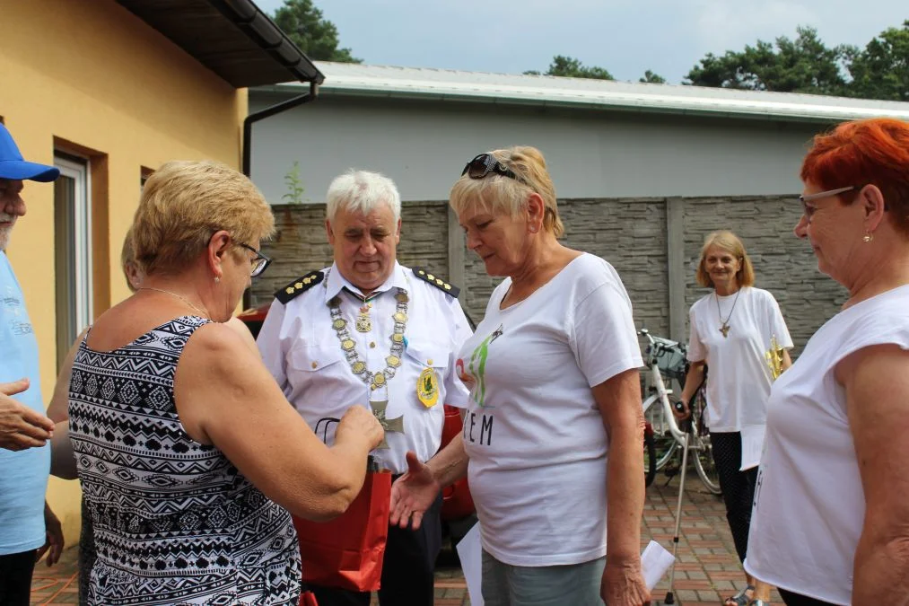 VII Turniej "Ustrzelić raka" Klubu "Amazonka"  w Jarocinie