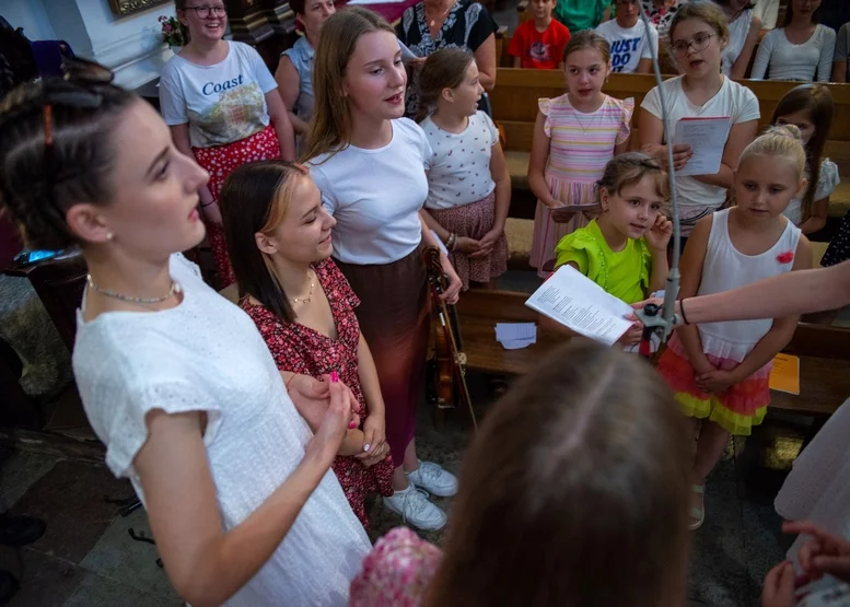 Pożegnanie wikariusza o. Radomira Buchcika w Choczu