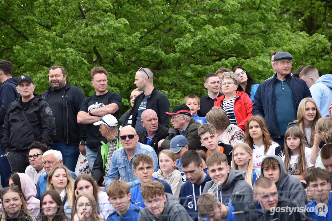 Mecz oldboyów Kani Gostyń i Lecha Poznań na 100-lecie Kani