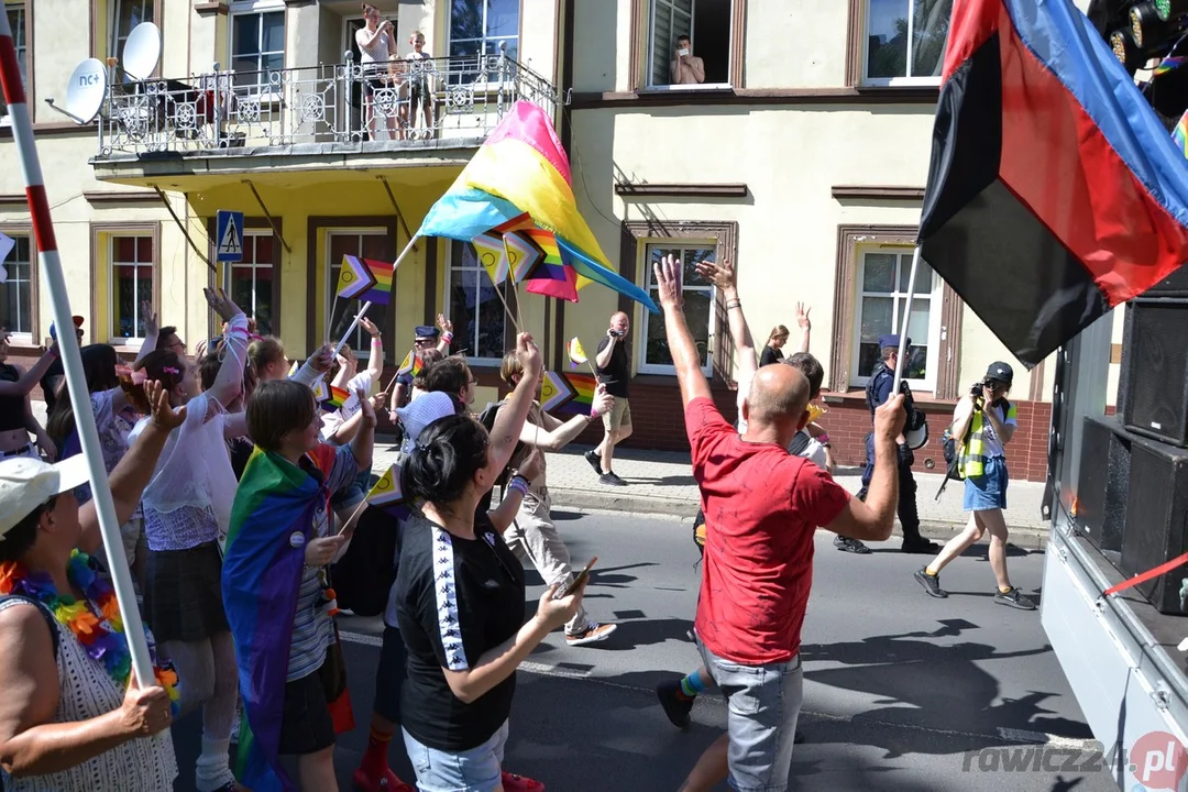 Marsz Równości i kontrmanifestacje w Rawiczu