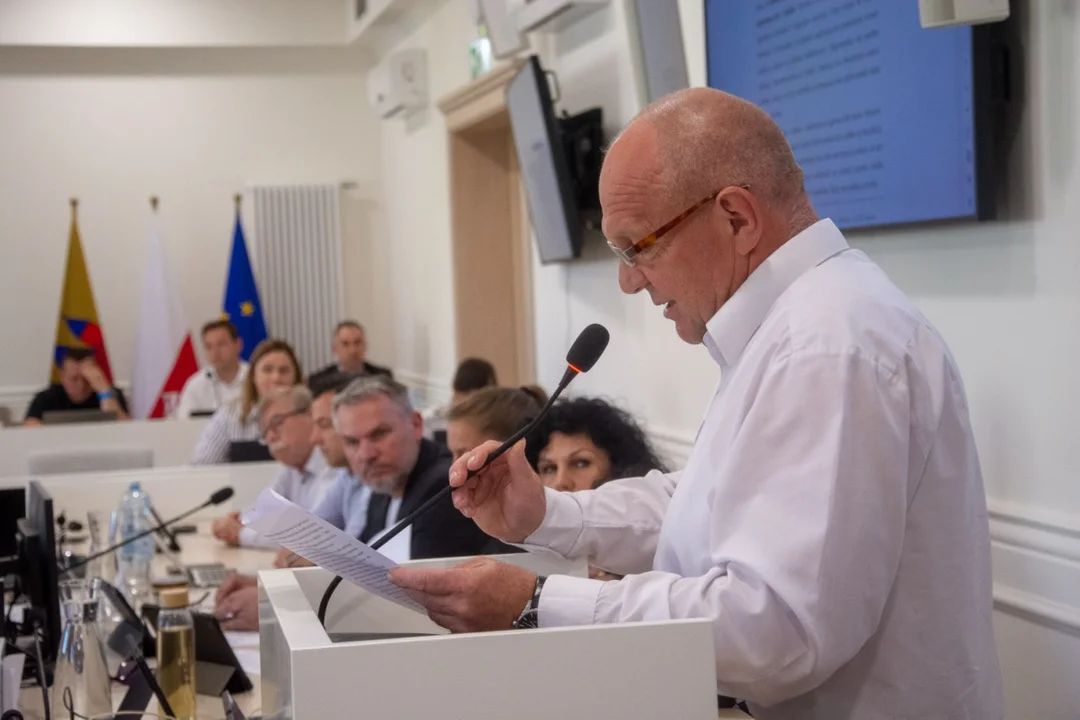 Dyskusja o sytuacji w Schronisku dla Bezdomnych Zwierząt w Radlinie