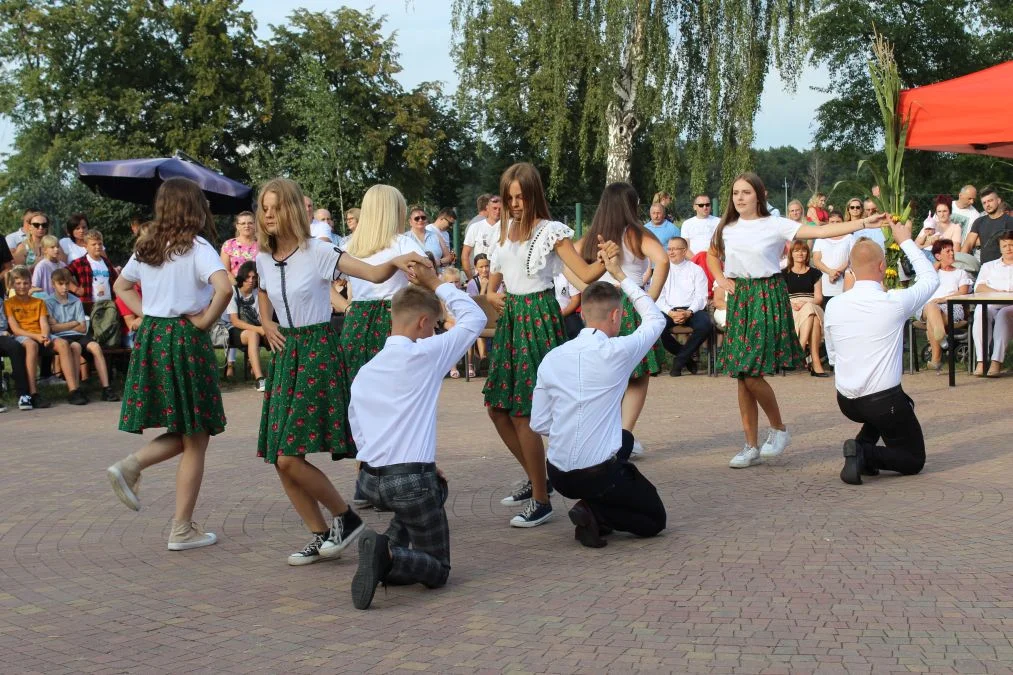 Po dwóch latach przerwy OSP z Dobieszczyzny zorganizowało dożynki