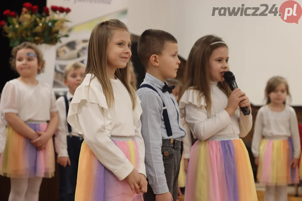 Uroczystość w Gminnym Centrum Kultury i Rekreacji w Jutrosinie