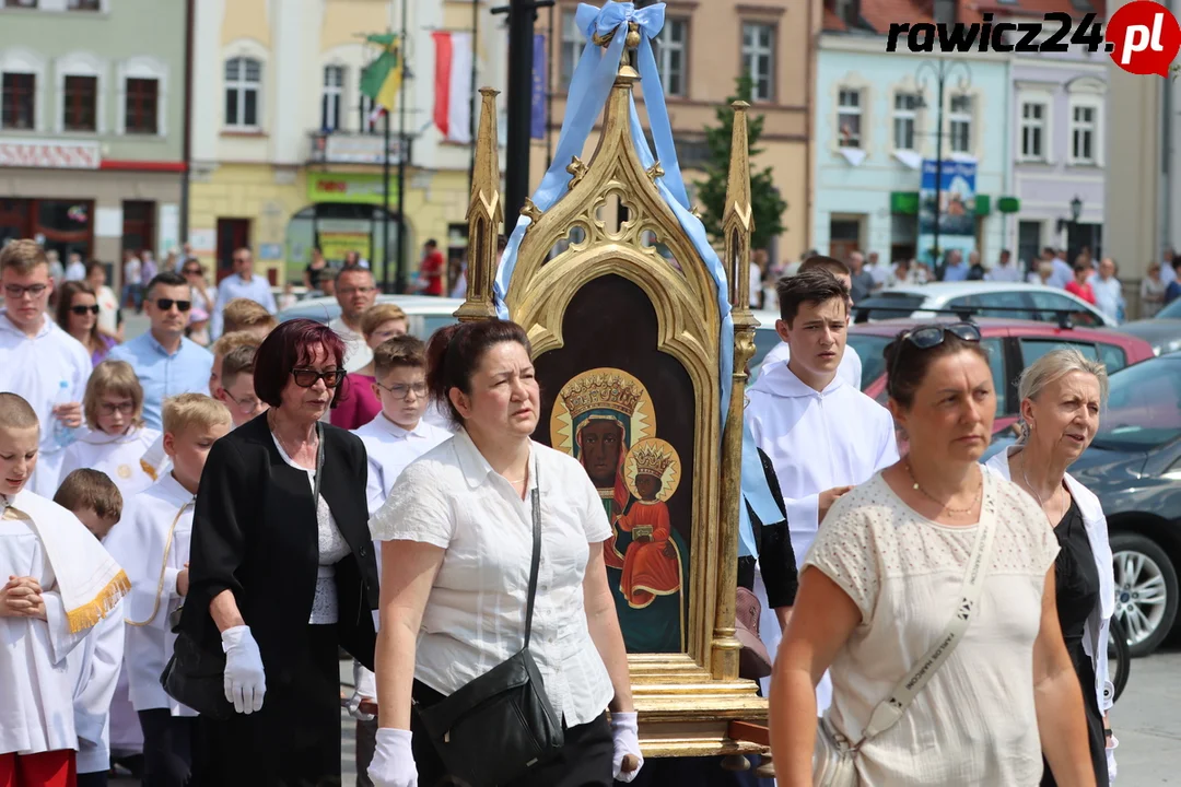 Rawicz. Procesja w Boże Ciało ulicami miasta (2023)